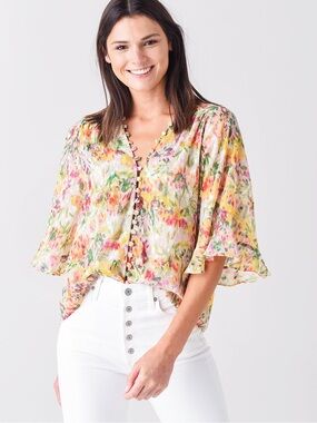 EUC Misa Los Angeles Para Top in Bahara Floral Print Chiffon